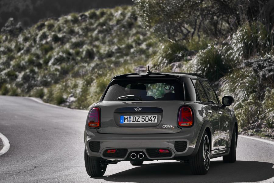 Mini Cooper S 5-Door (F56) 2018 года  (WW) (фото 41 из 86)